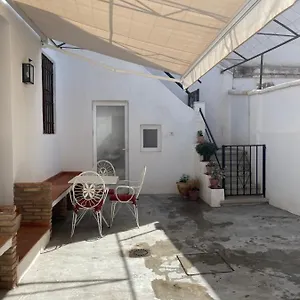 https://casa-albaicinera-en-san-nicolas.es-andalucia.com